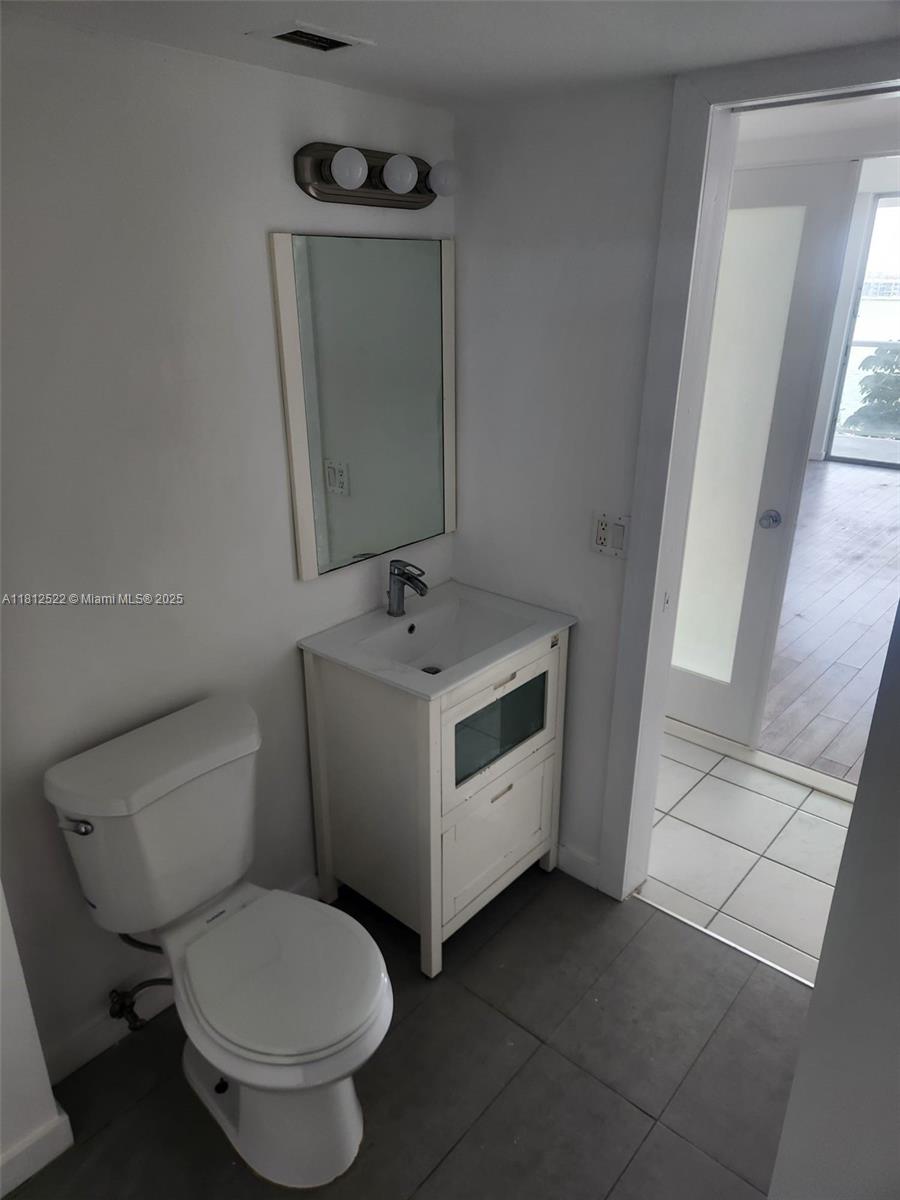 BUCKLEY TOWERS CONDO - EA - Residential