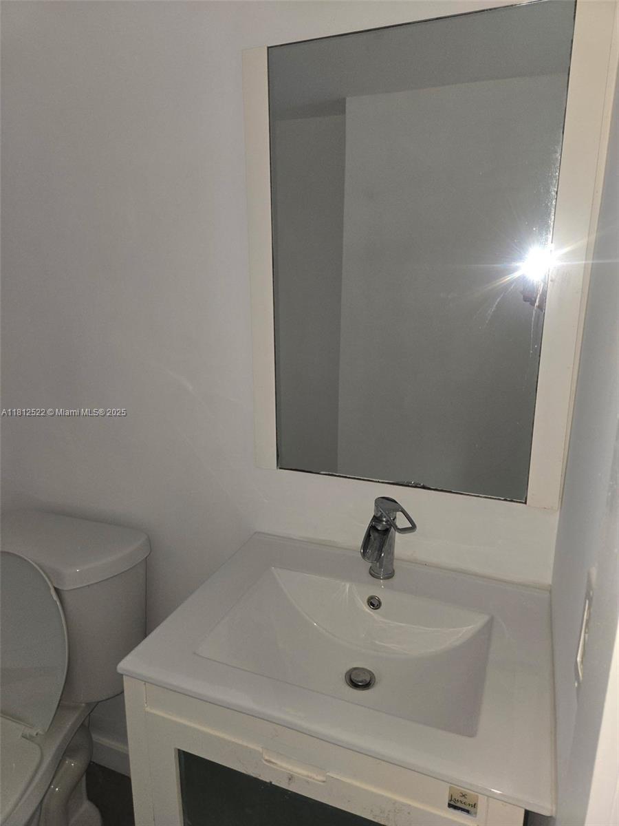 BUCKLEY TOWERS CONDO - EA - Residential