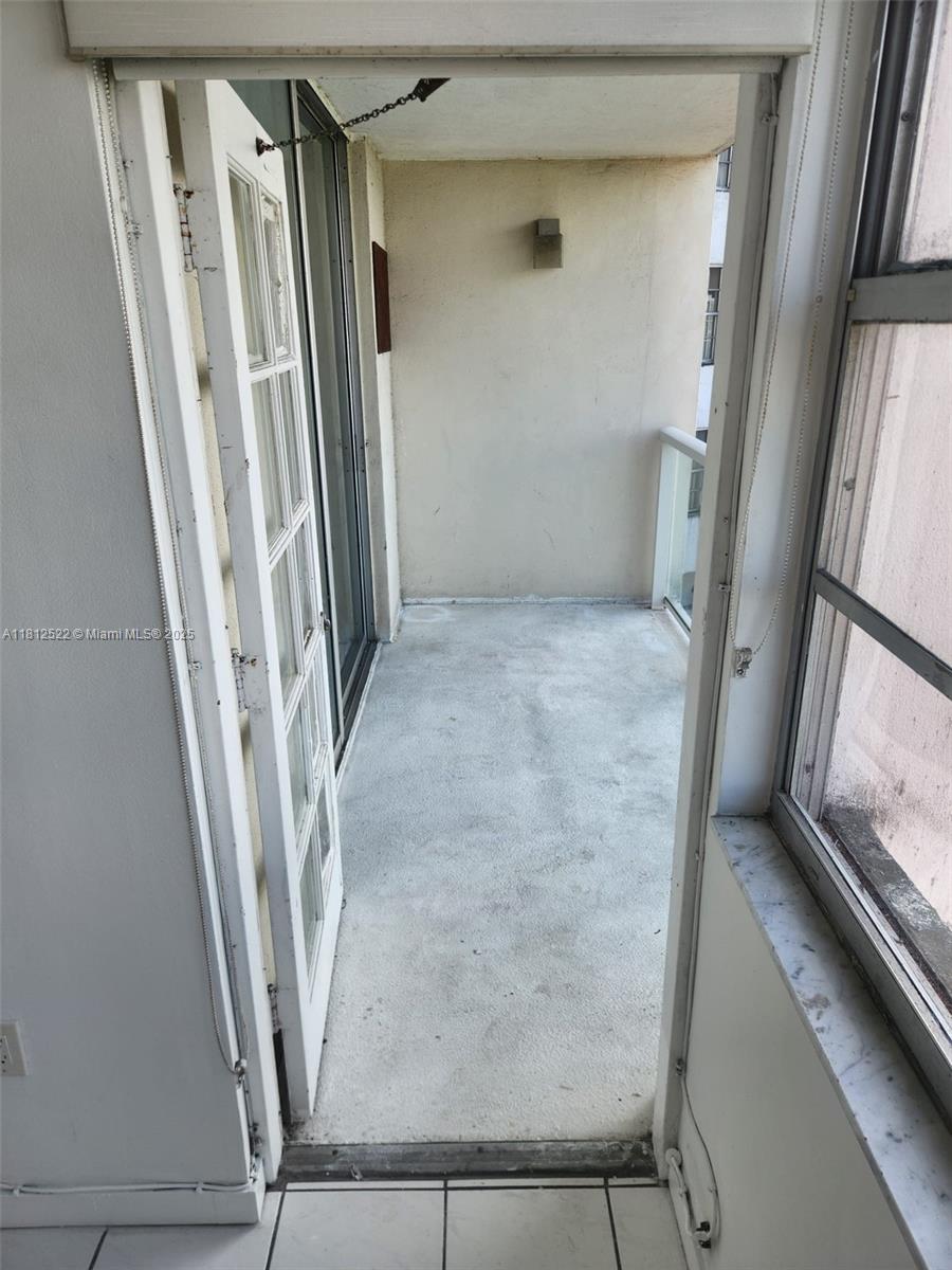 BUCKLEY TOWERS CONDO - EA - Residential