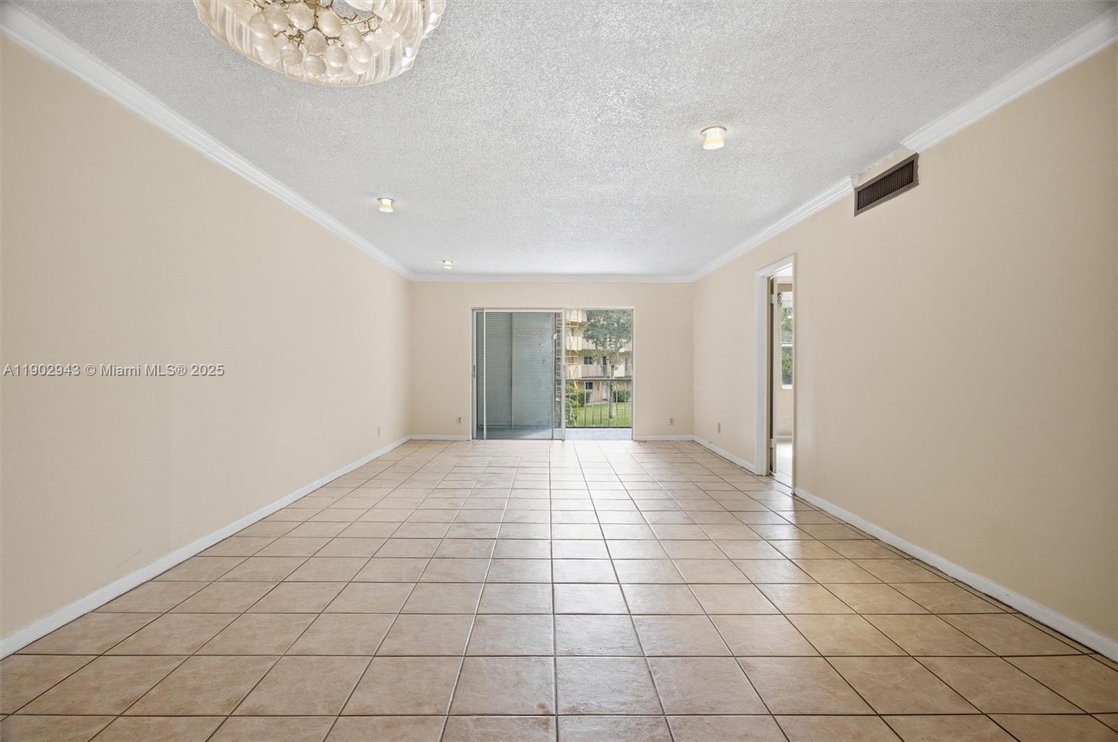 INVERRARY COUNTRY CLUB - Residential