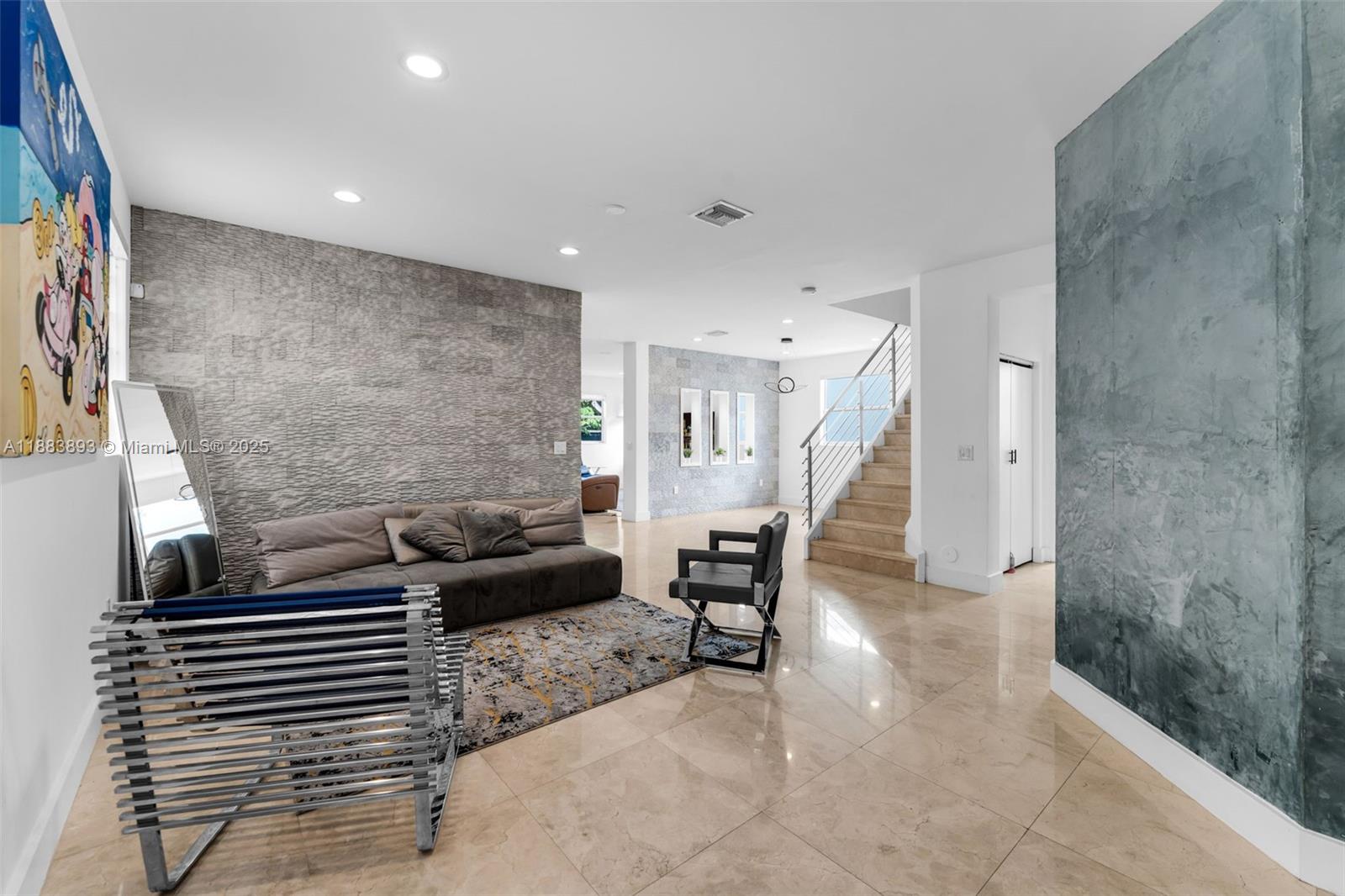 BALMORAL SUB PHASE III - Residential Lease