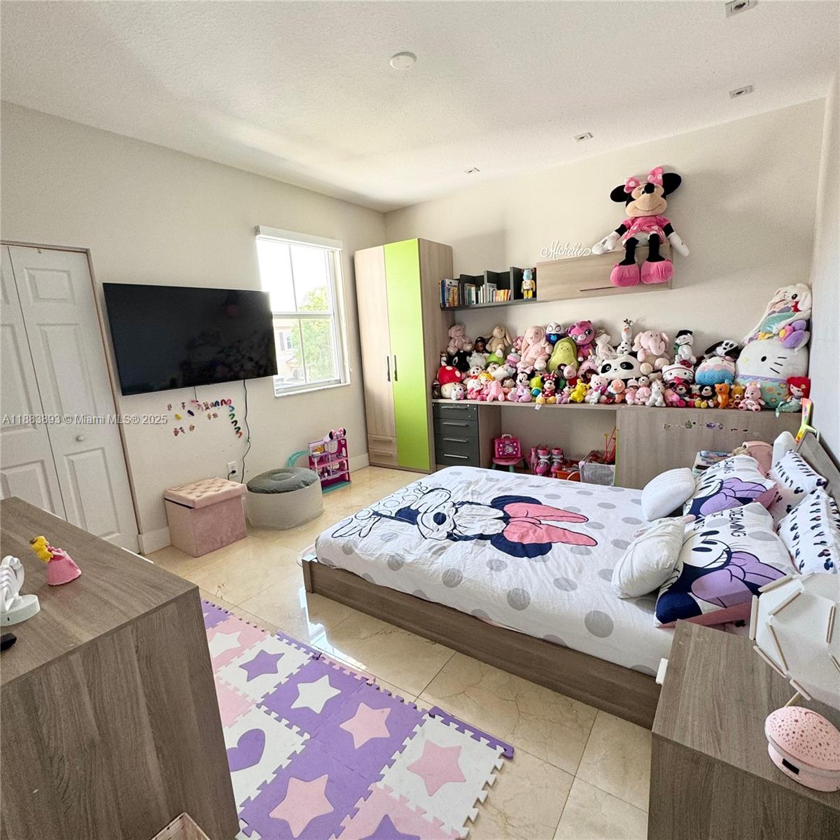 BALMORAL SUB PHASE III - Residential Lease