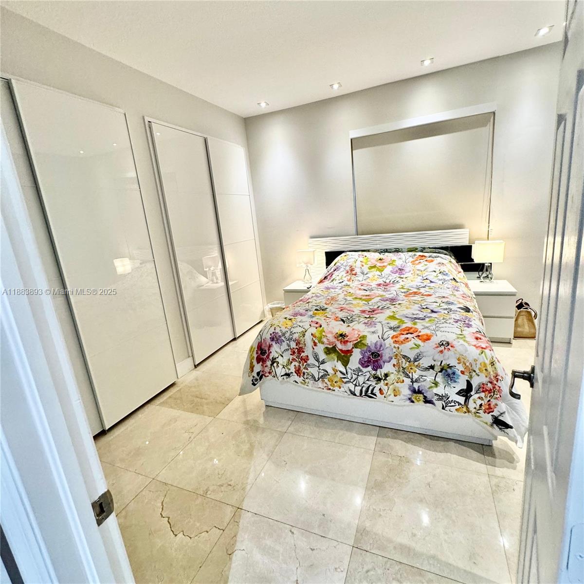 BALMORAL SUB PHASE III - Residential Lease