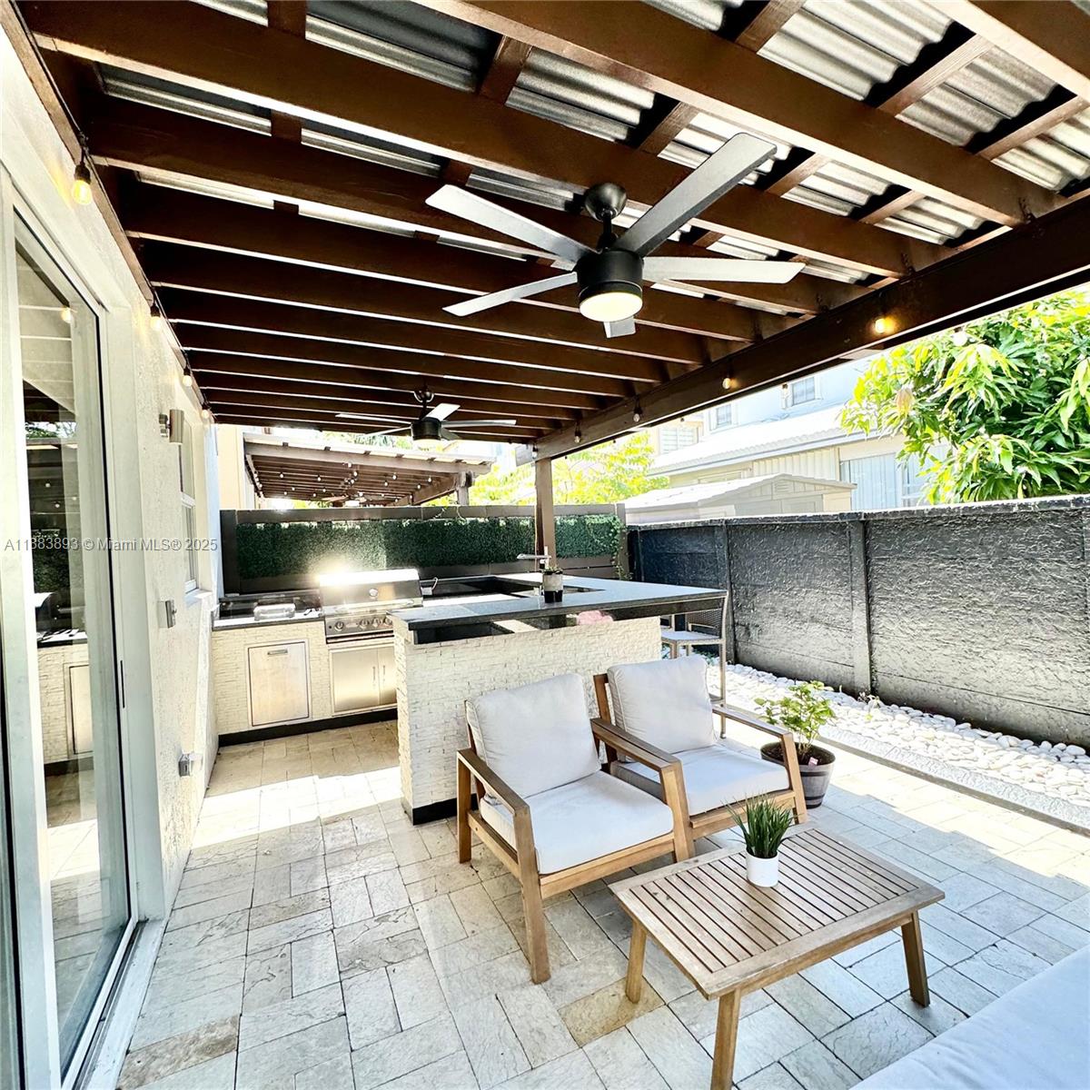 BALMORAL SUB PHASE III - Residential Lease