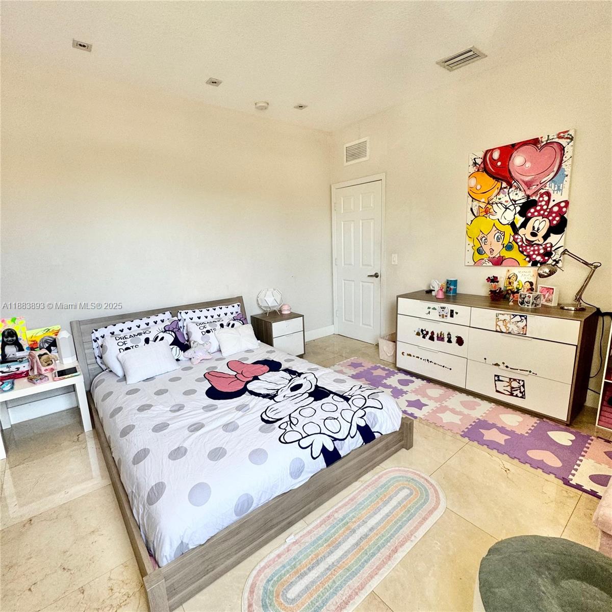 BALMORAL SUB PHASE III - Residential Lease