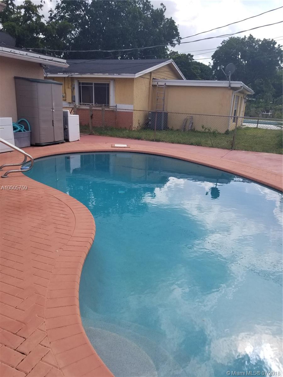 BREEZESWEPT PARK ESTATES - Residential Lease