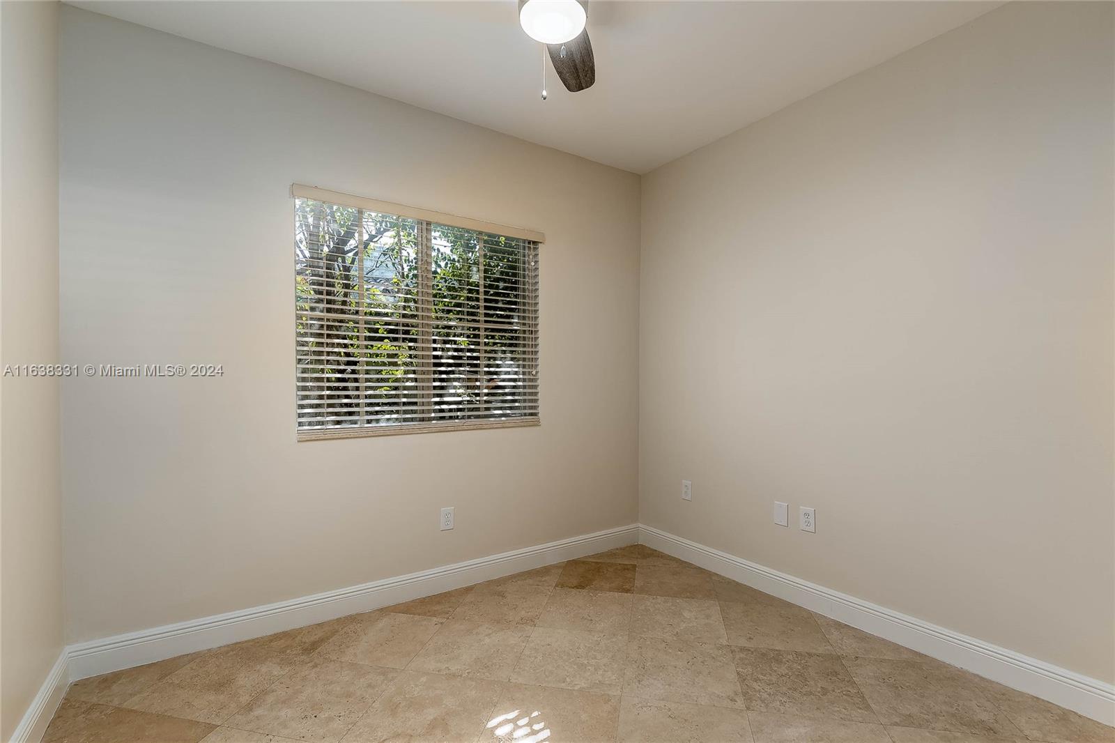 LENOX MANOR - Residential Lease