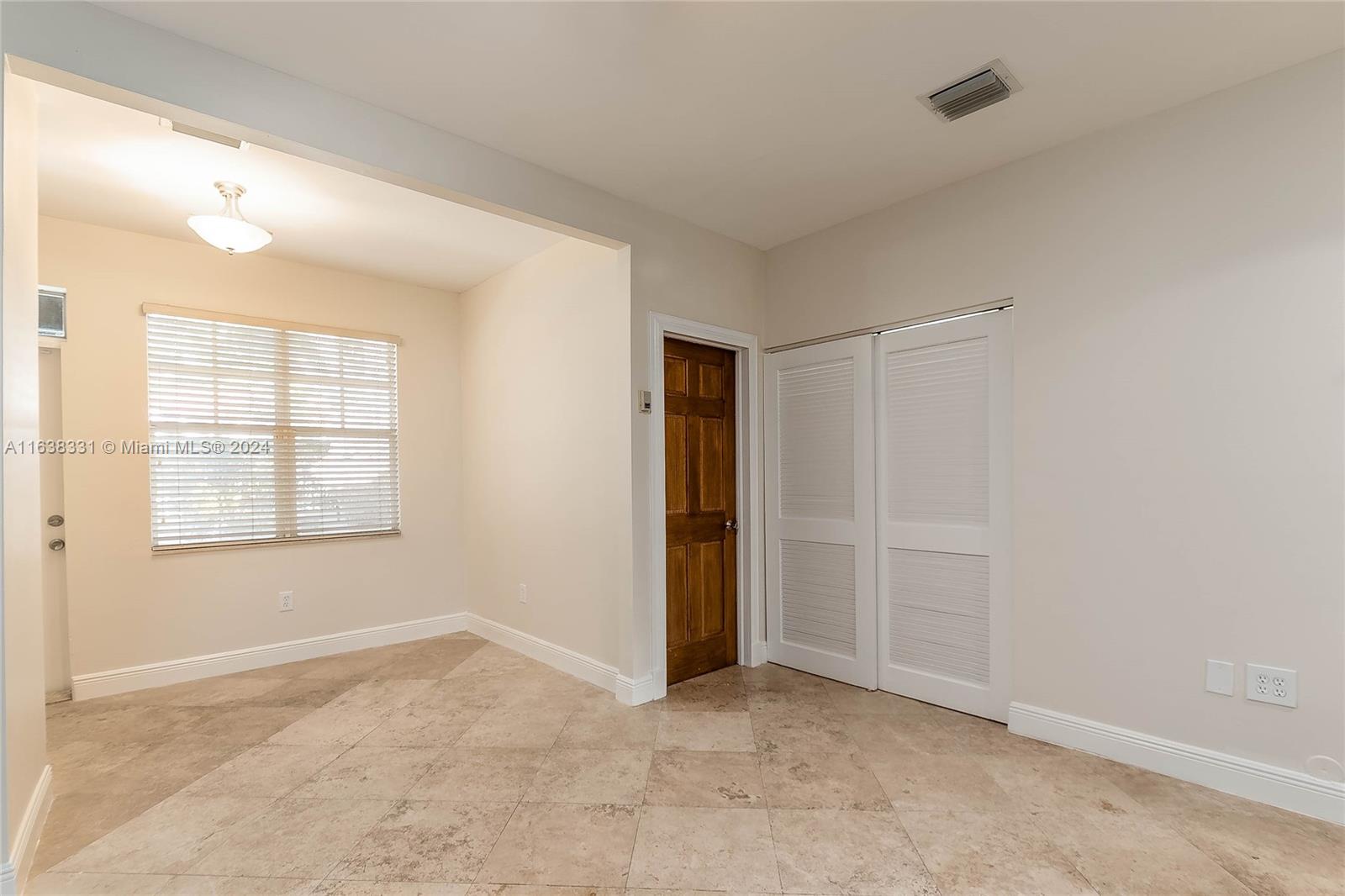 LENOX MANOR - Residential Lease