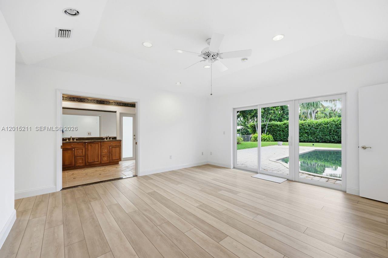 JANEMARY ESTATES - Residential