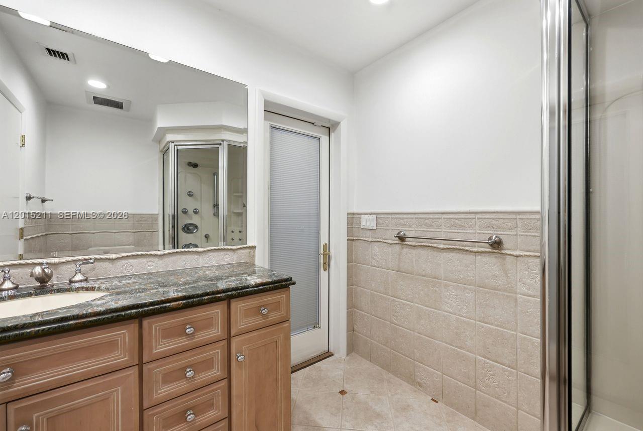 JANEMARY ESTATES - Residential