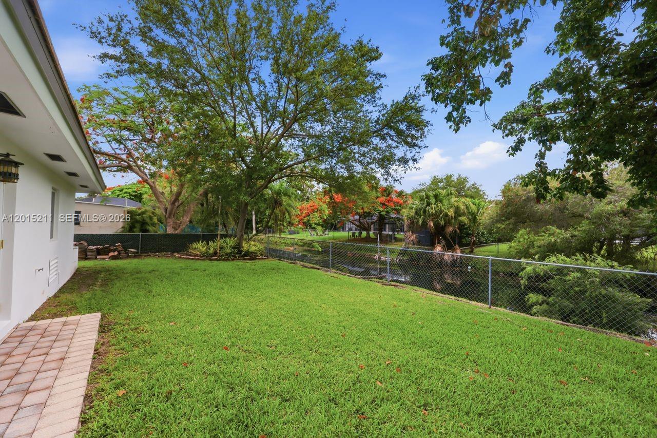 JANEMARY ESTATES - Residential