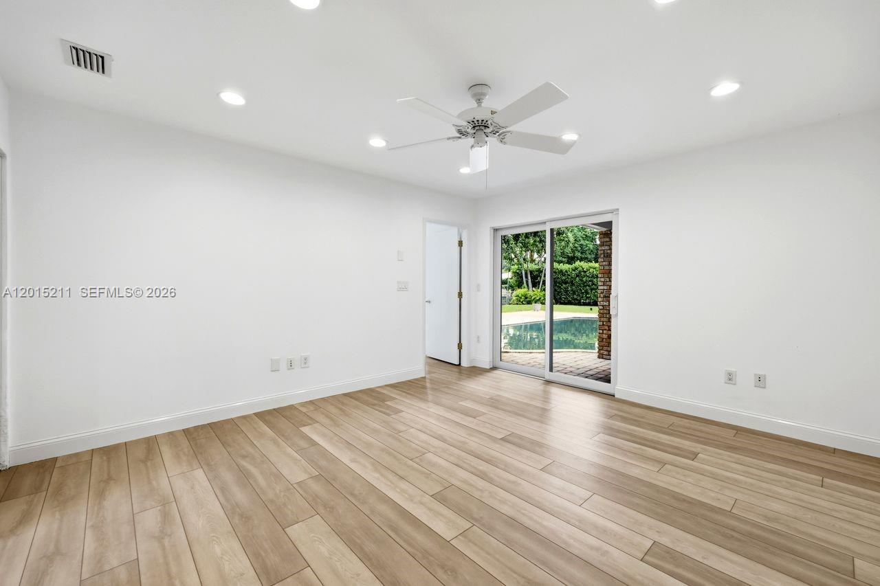 JANEMARY ESTATES - Residential