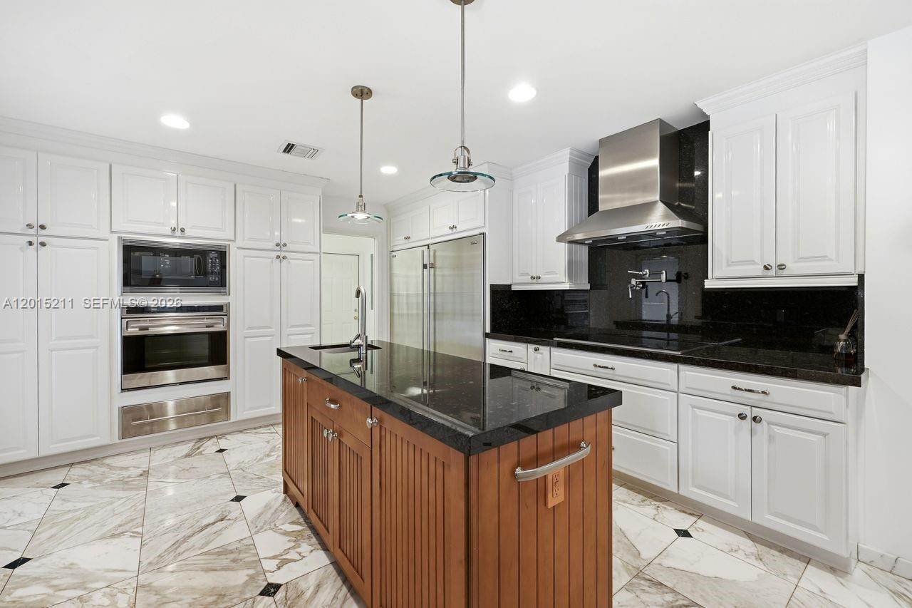 JANEMARY ESTATES - Residential