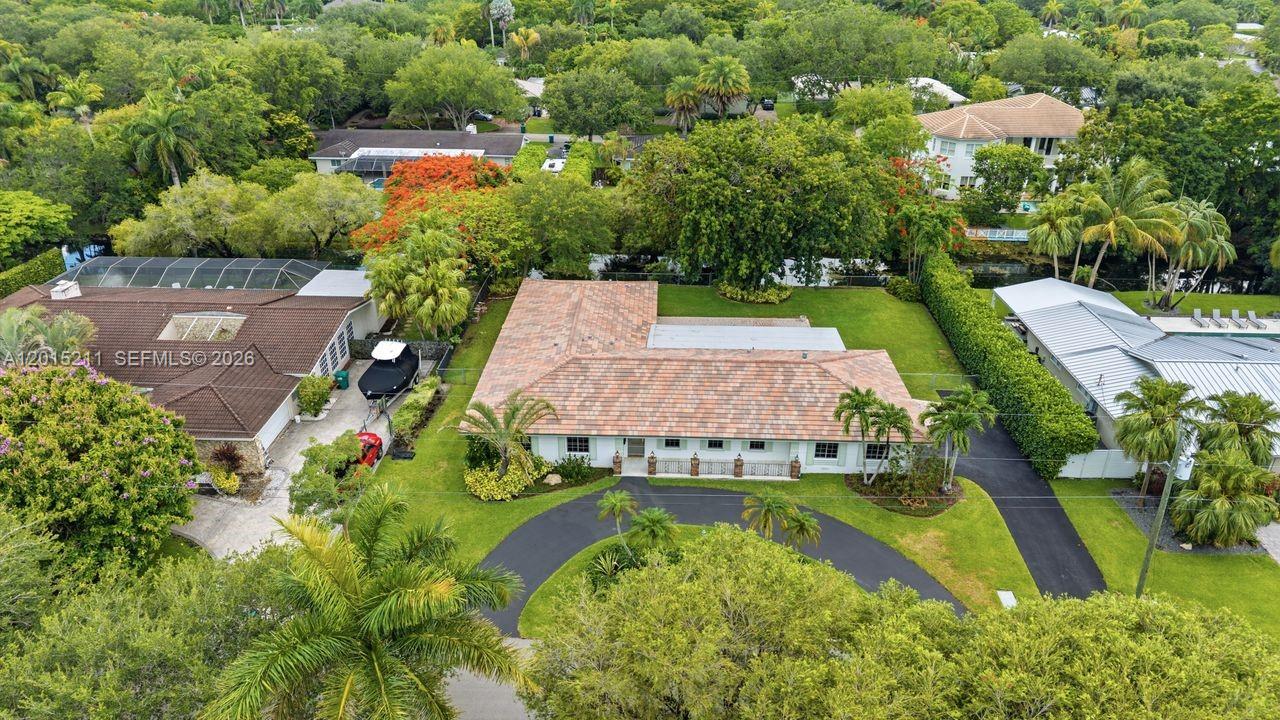 JANEMARY ESTATES - Residential