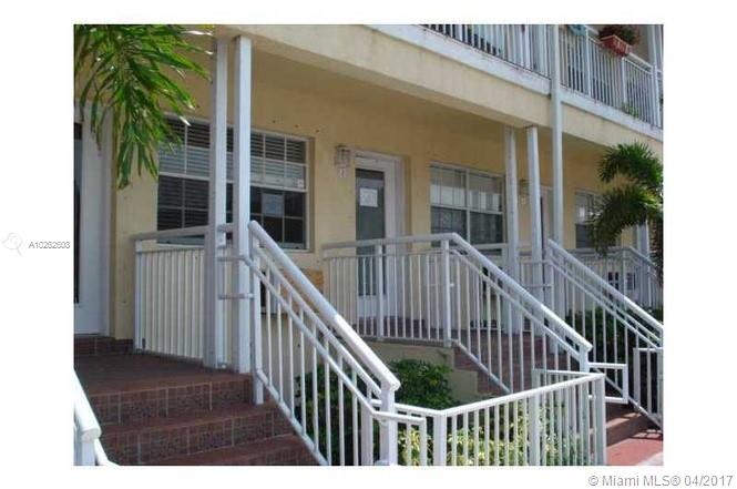 Unit partially equipped , tenants pays Fpl and gas. Ready to move in!!