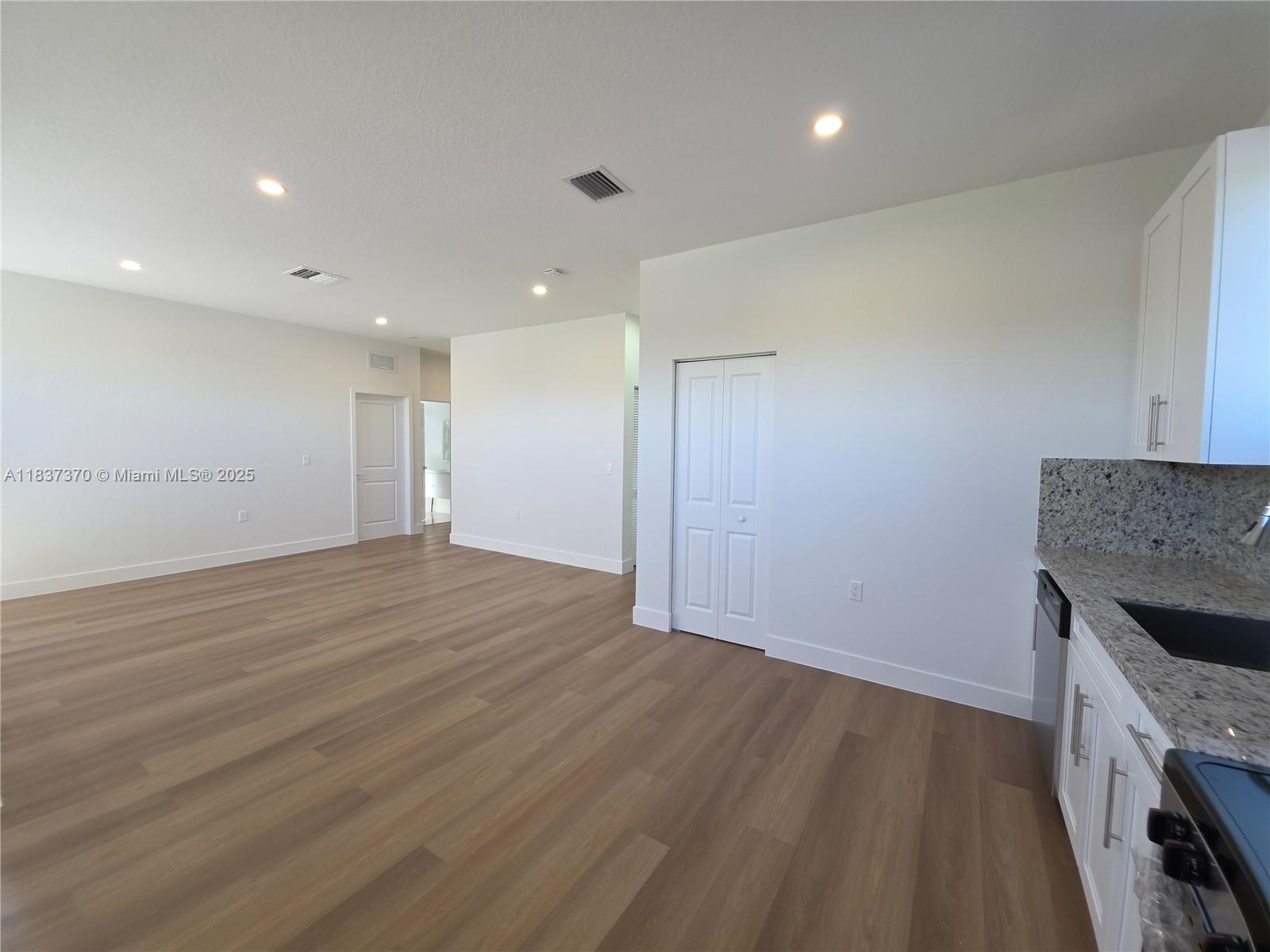 1321 NW 6th Ave B