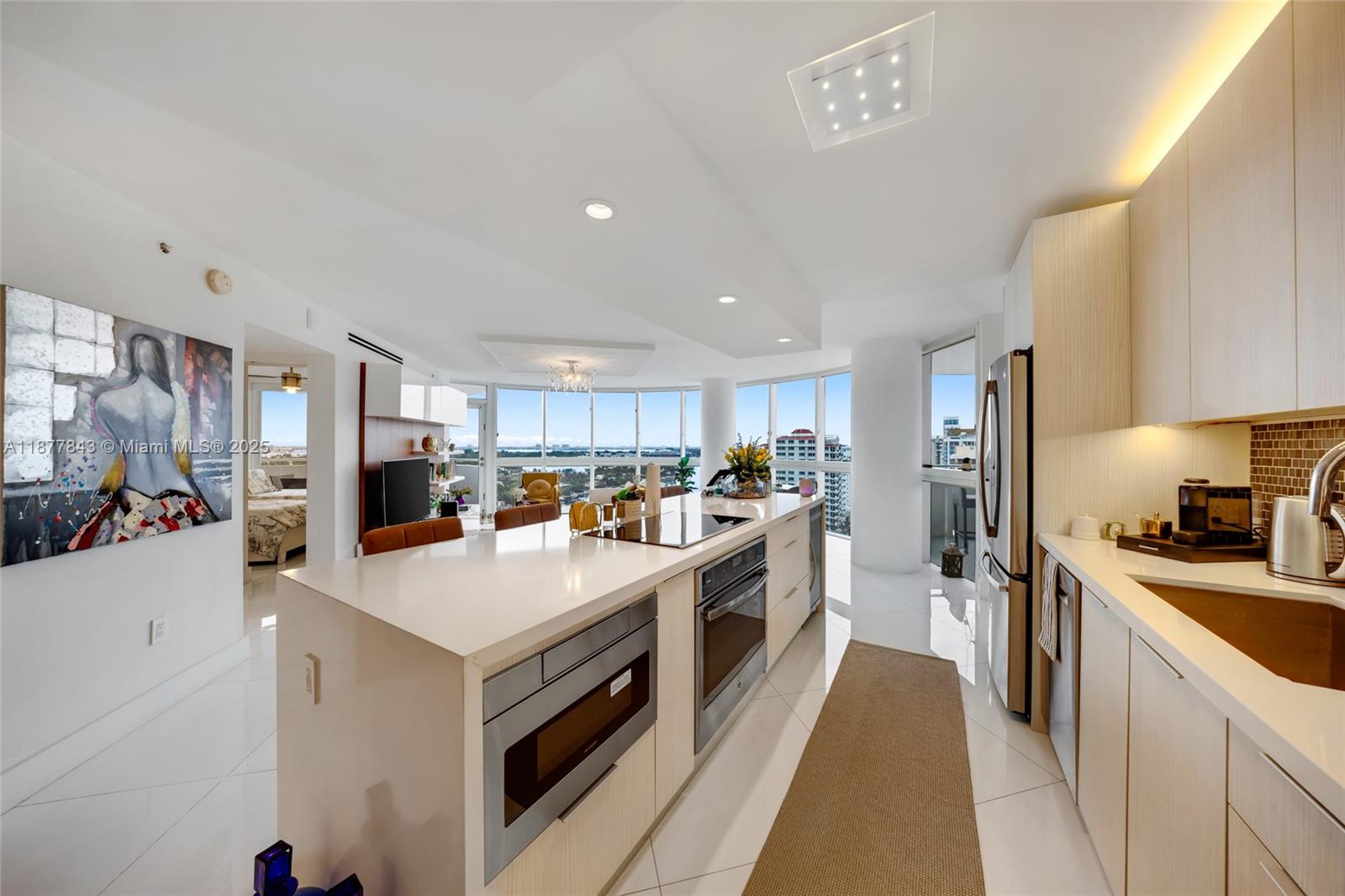 LA GORCE PALACE CONDO - Residential