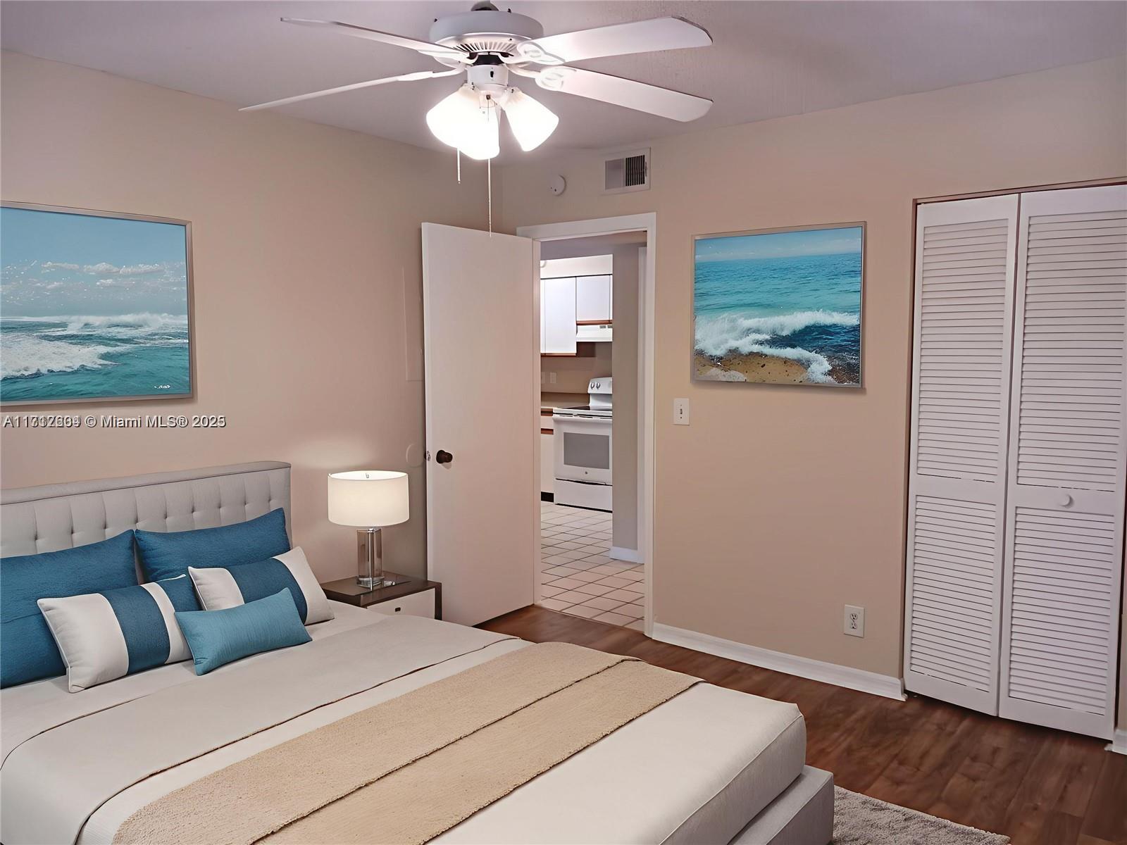 WINDWARD LAKES CONDO - Residential