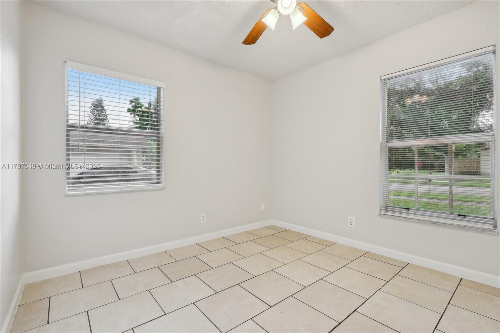 CITY OF LAUDERHILL SEC 1 - Residential