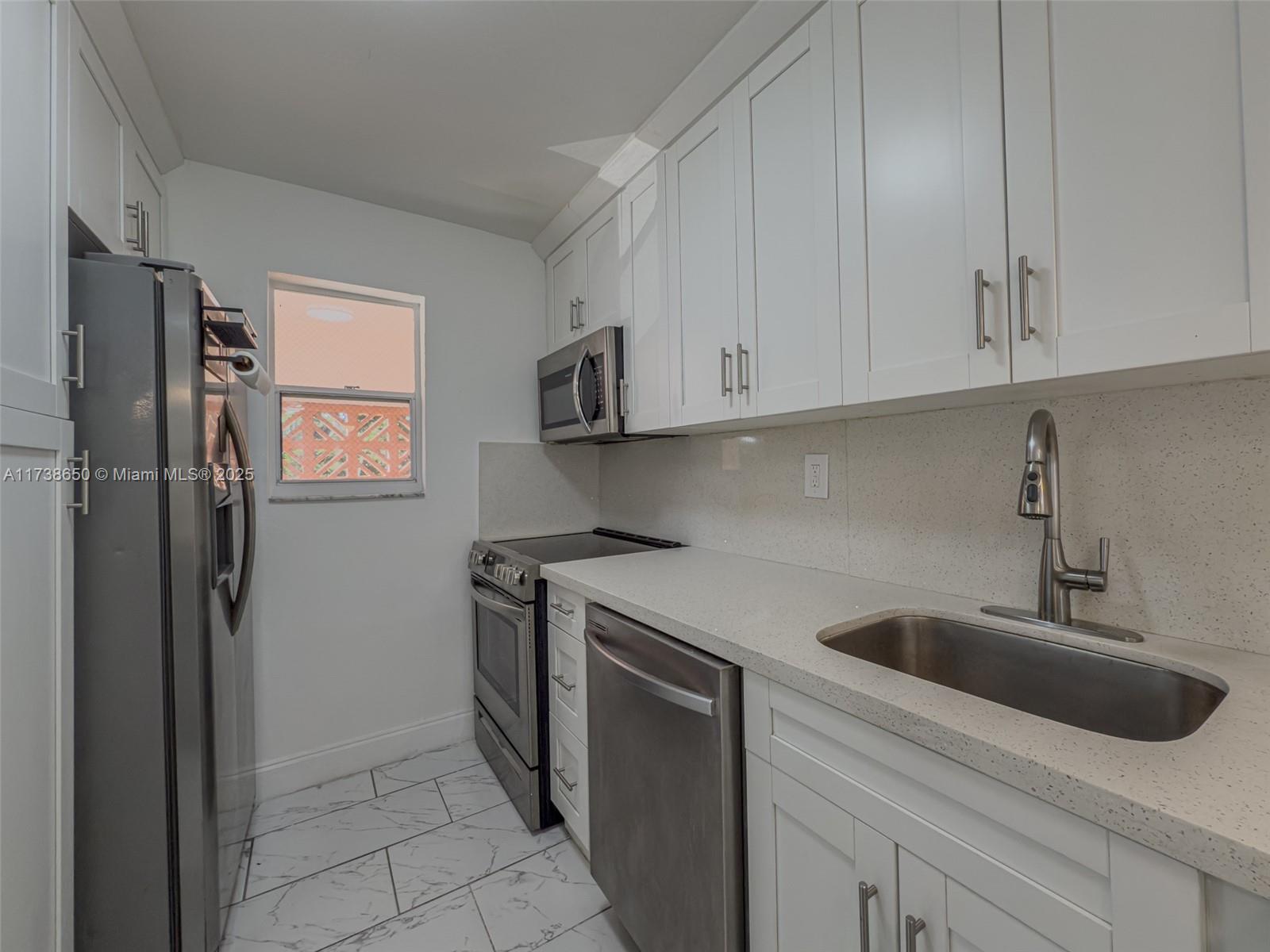 COUNTRYSIDE CONDO - Residential