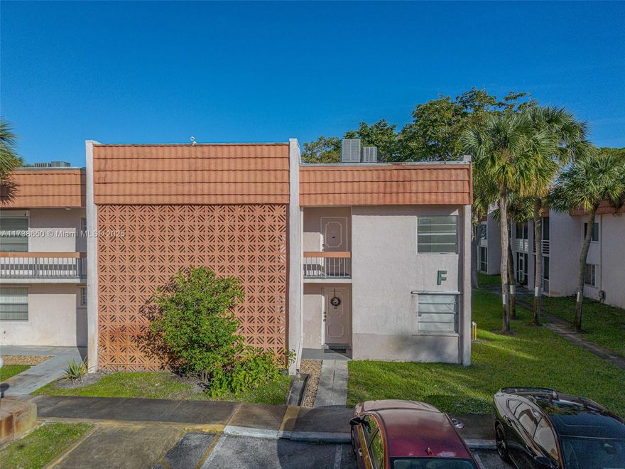 Welcome to Paradis, Spacious 2/2 apt., located on the 2nd floor in the Countryside Complex in Davie. The unit is remodeled featuring a modern kitchen, updated bathrooms and new air conditioning. Easy to show request on showing time. Property is vacant.