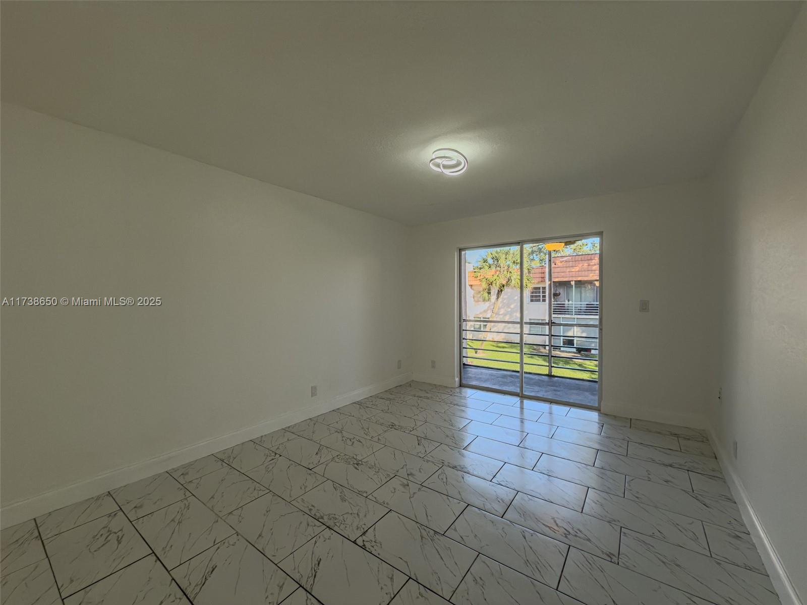 COUNTRYSIDE CONDO - Residential