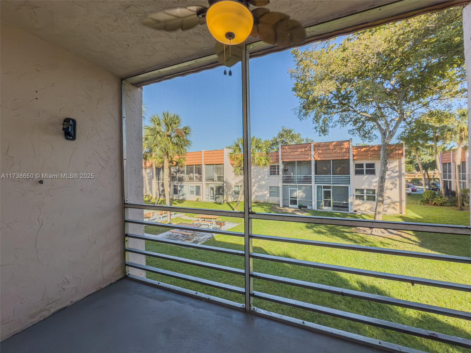 COUNTRYSIDE CONDO - Residential