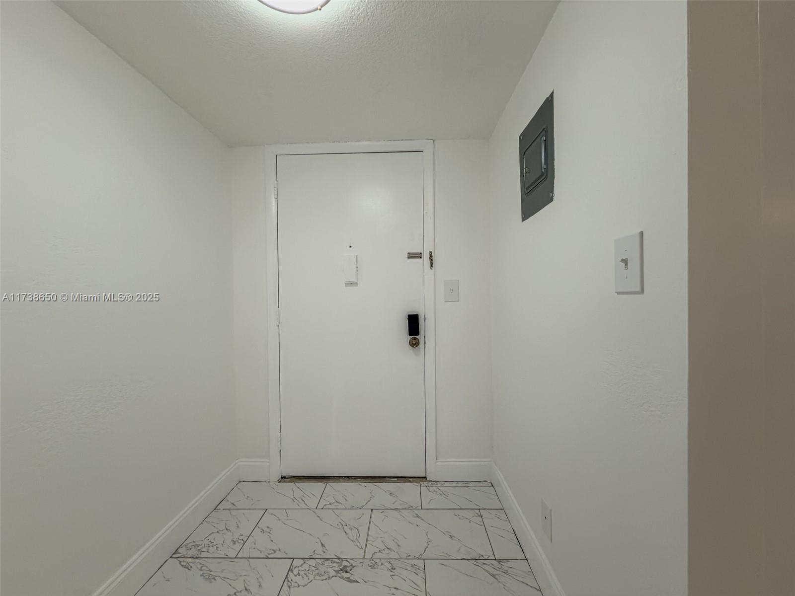 COUNTRYSIDE CONDO - Residential