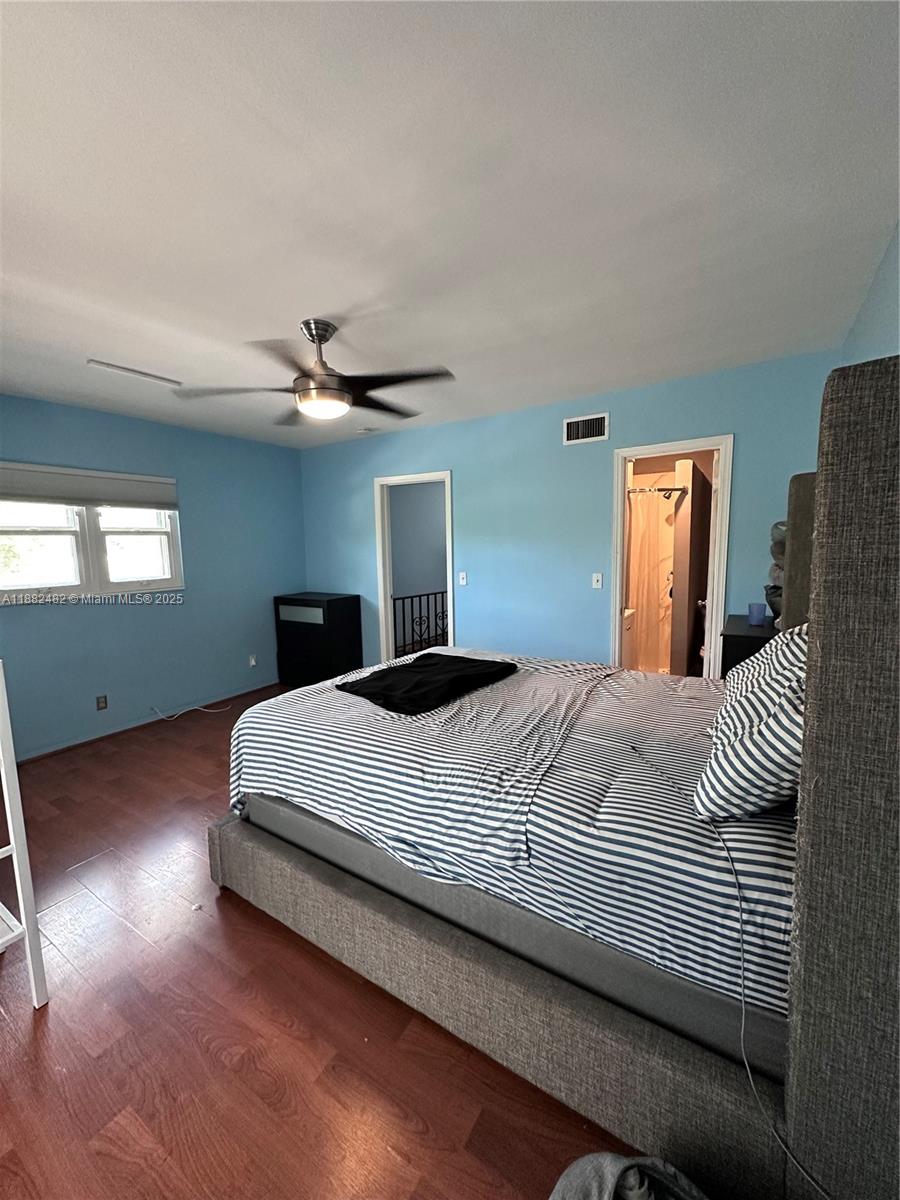 WEST DANIA HEIGHTS - Residential Income