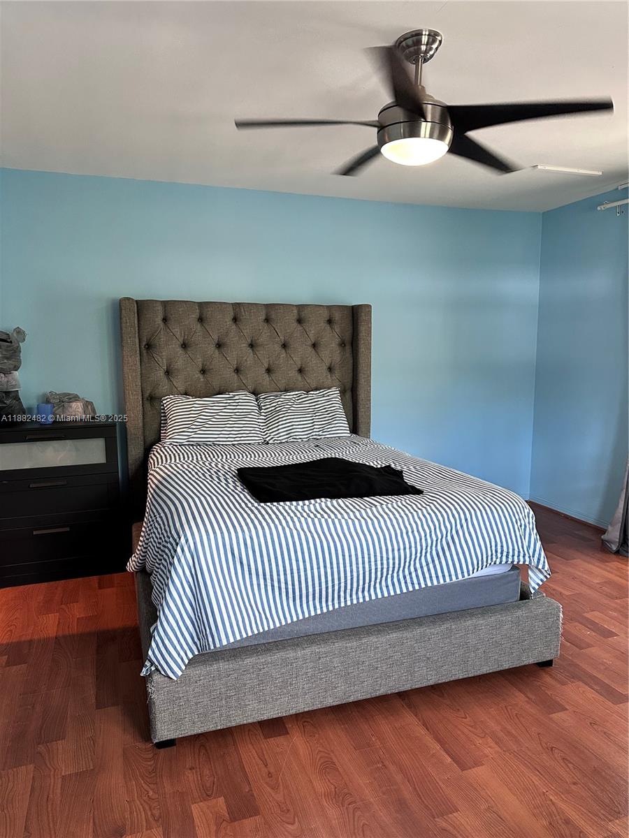 WEST DANIA HEIGHTS - Residential Income