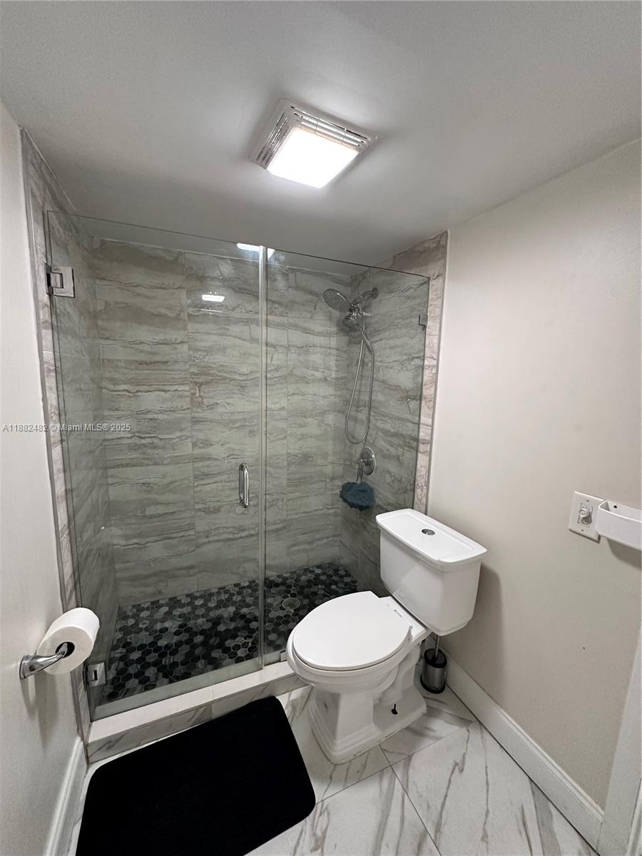 WEST DANIA HEIGHTS - Residential Income