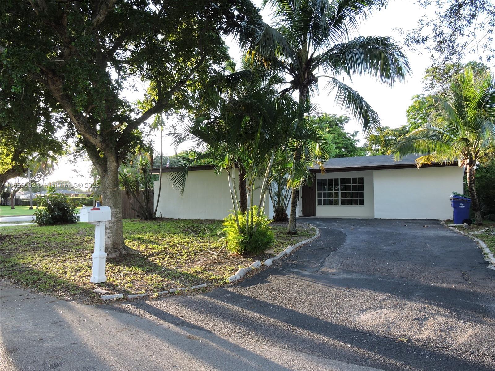 Gorgeous remodeled home in Miramar! Situated on a corner lot with 3 bed, 2 1/2 bath and one car garage. This beautifully updated property features elegant porcelain floors and a nice kitchen with natural quartz countertops.
All the bathrooms have been remodeled. Featuring a new roof and central air conditioning, tankless water heater. Newly Painted Inside and Out. Fenced backyard for privacy and/or entertainment. Covered terrace perfect for entertaining. Minutes from the Florida Turnpike, I95, 595, SR7 and Hollywood and Hallandale Beach. NO HOA. HOME SHOWS LIKE A MODEL. DO NOT MISS IT!!