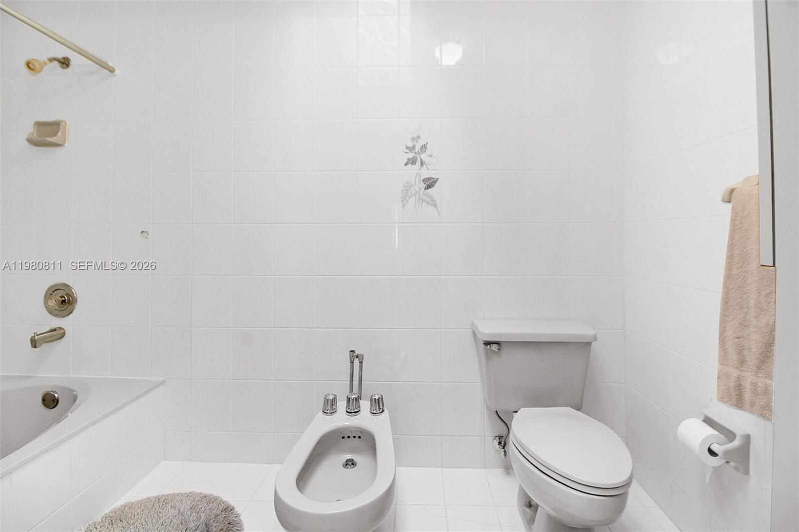 CALIFORNIA HILLS - Residential