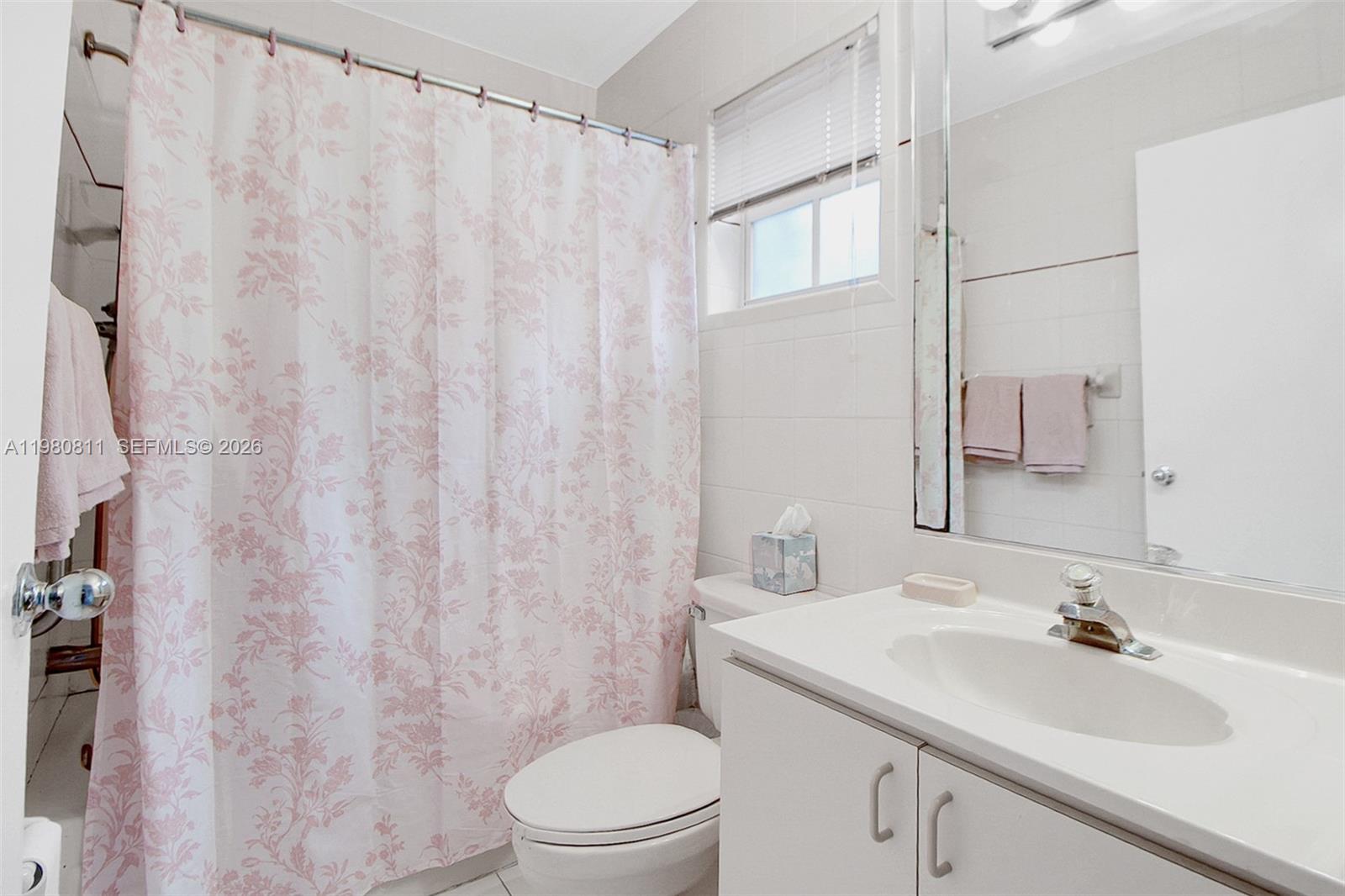 CALIFORNIA HILLS - Residential