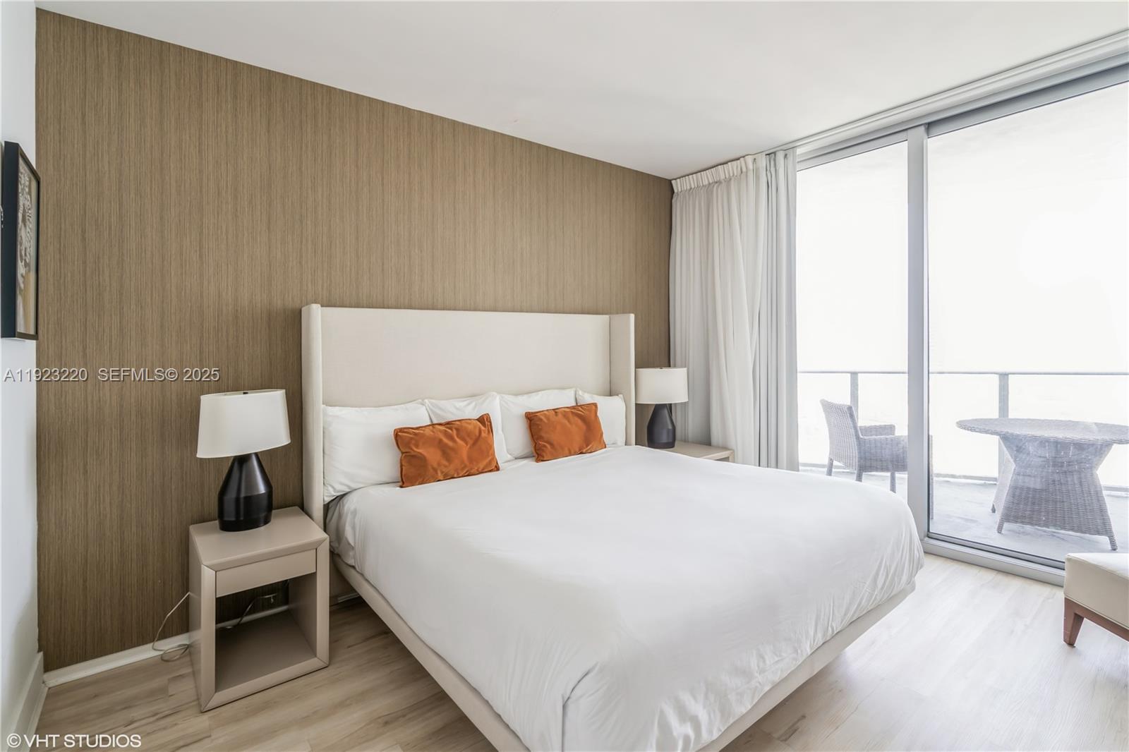 4111 SOUTH OCEAN DRIVE CO - Residential