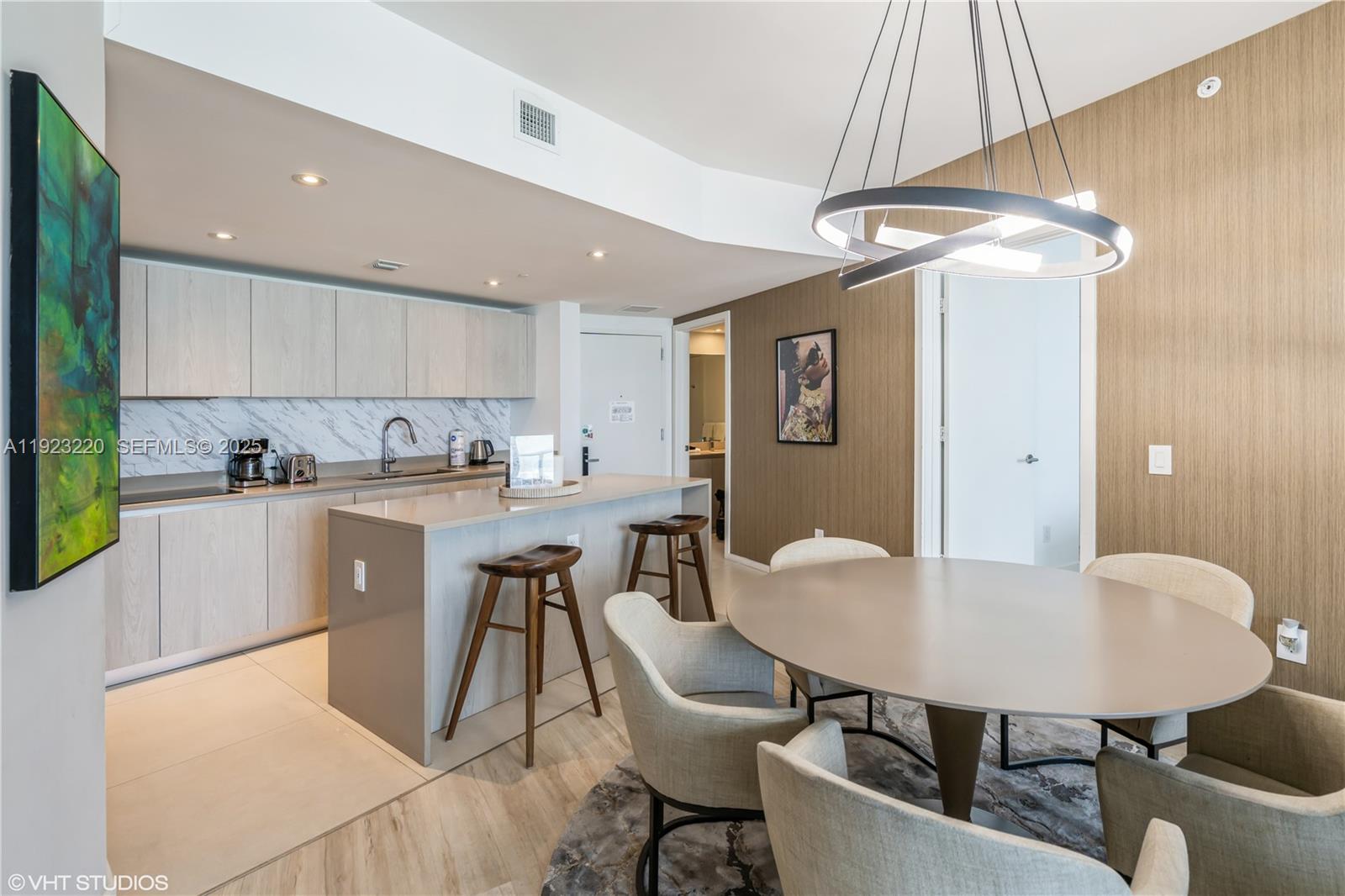 4111 SOUTH OCEAN DRIVE CO - Residential