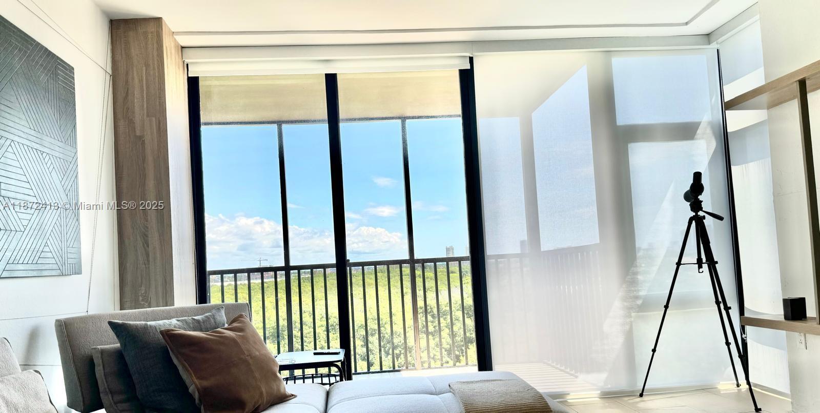 BONAVISTA CONDO - Residential