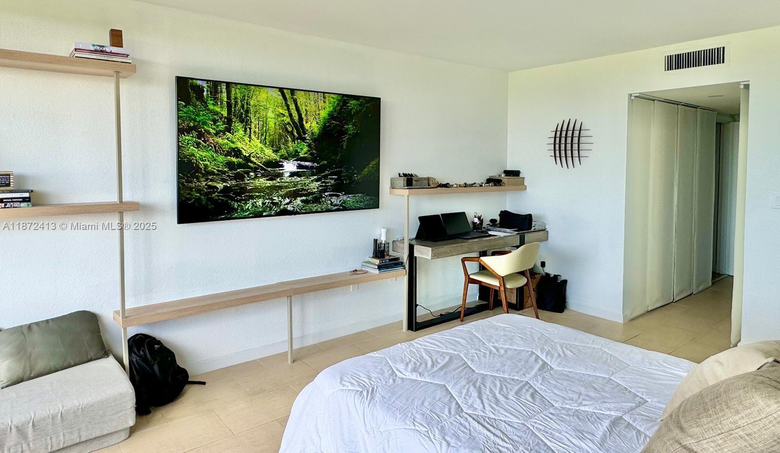 BONAVISTA CONDO - Residential