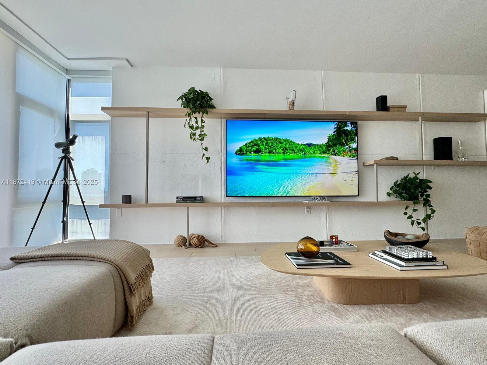 BONAVISTA CONDO - Residential