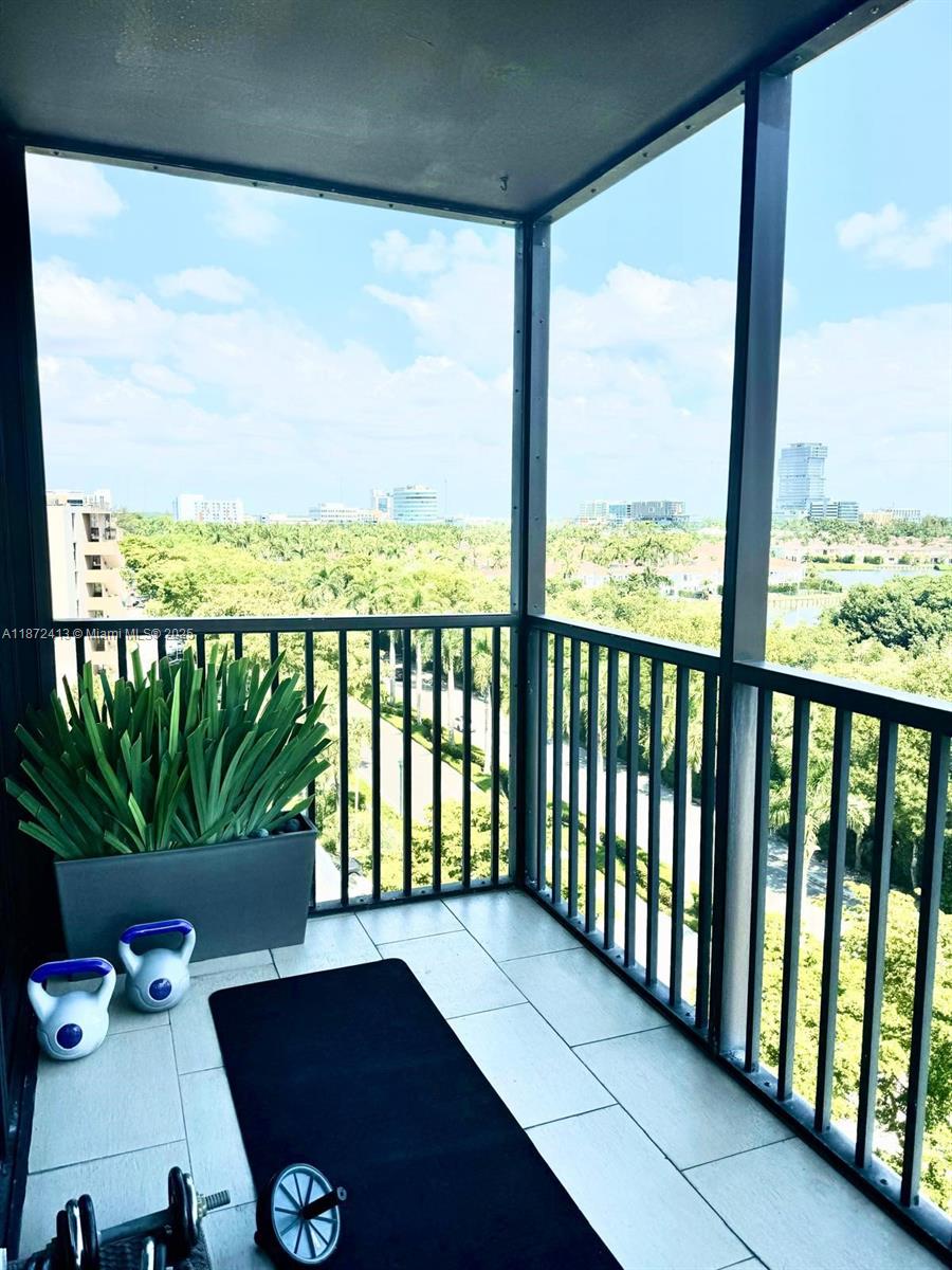 BONAVISTA CONDO - Residential