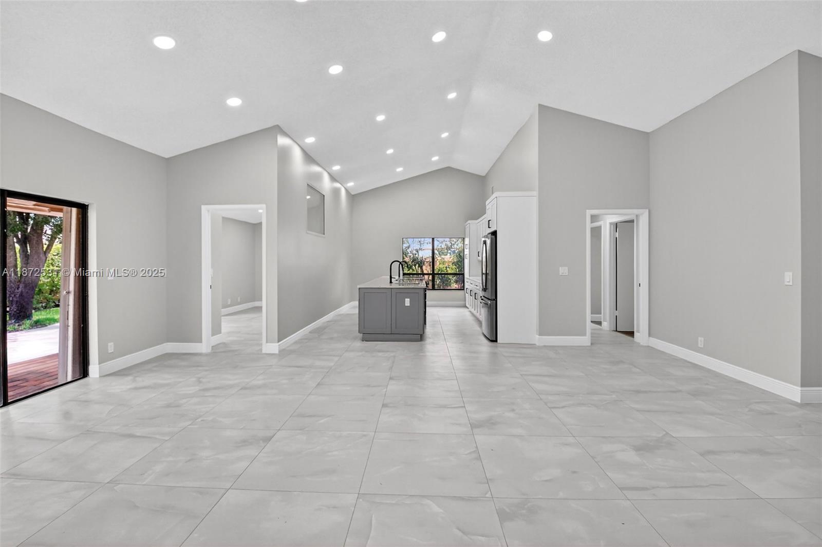 MOVE IN SPECIAL: This is a brand-new split-floor plan home on a spacious fenced lot. Vaulted ceilings and natural light create an open layout perfect for relaxing or entertaining. The luxury kitchen boasts a large island, premium finishes, dual sinks, double ovens, and generous storage—ideal for multiple cooking styles. Enjoy scenic views from the living area or unwind on the covered deck. The master suite includes a walk-in closet and spa-inspired rain shower. Three guest bedrooms with oversized closets provide generous space, while the guest bath offers a quartz vanity and soaking tub. With 3,500+ sq ft inside and out, this home offers room for everything. Community amenities include a pool, tennis, pickleball, racquetball courts, playground, and butterfly garden.
