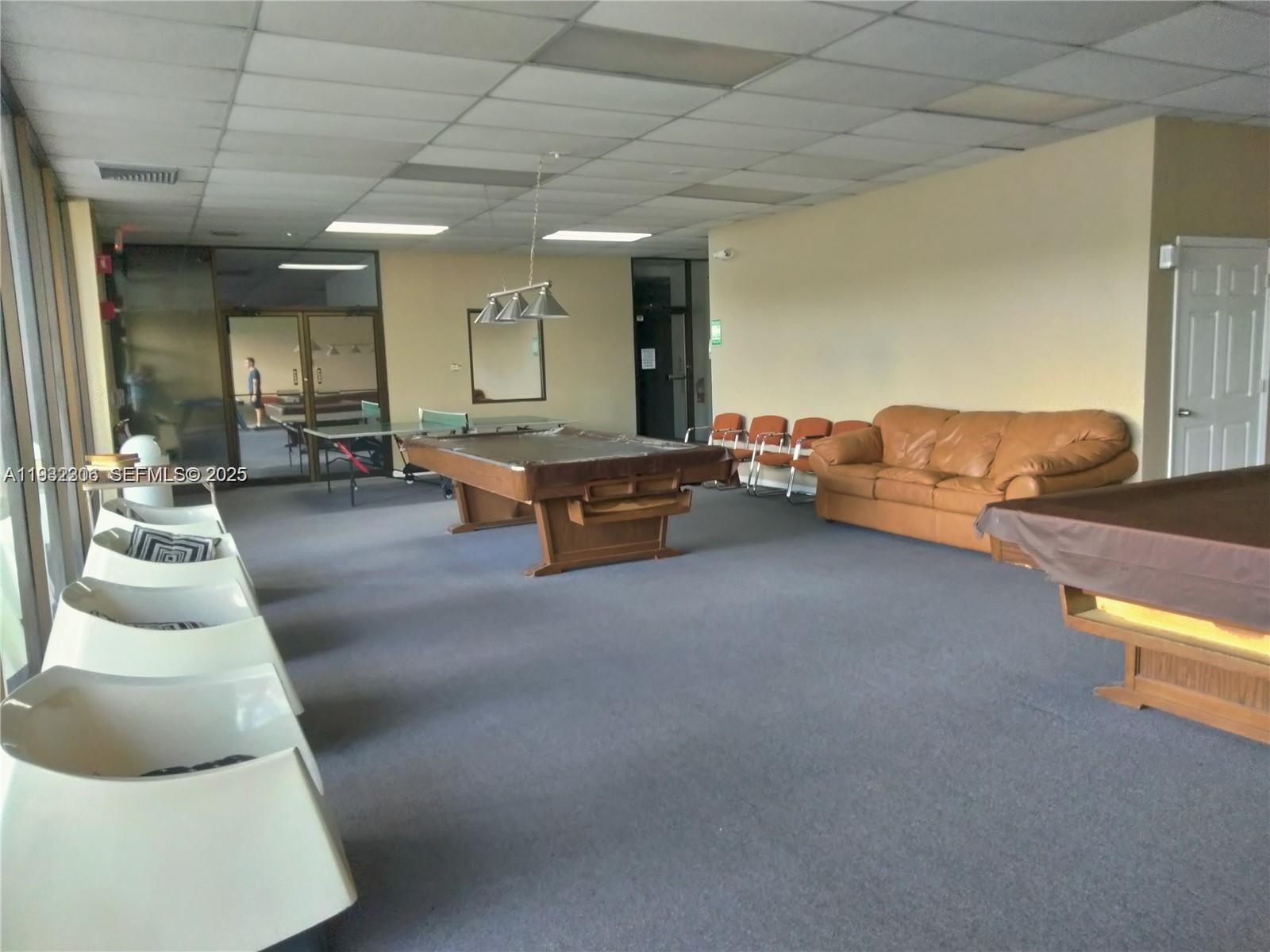 CONDOMINIUM 2 OF ENVIRON - Residential Lease