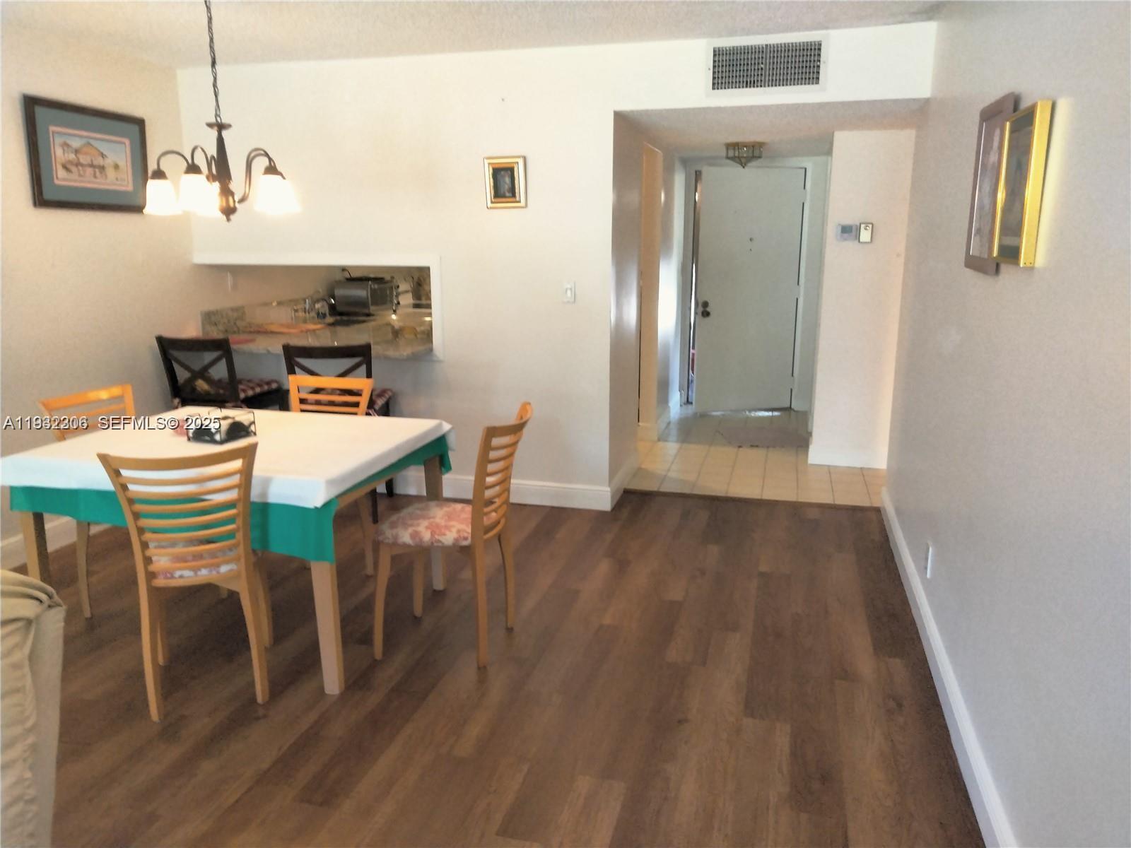 CONDOMINIUM 2 OF ENVIRON - Residential Lease