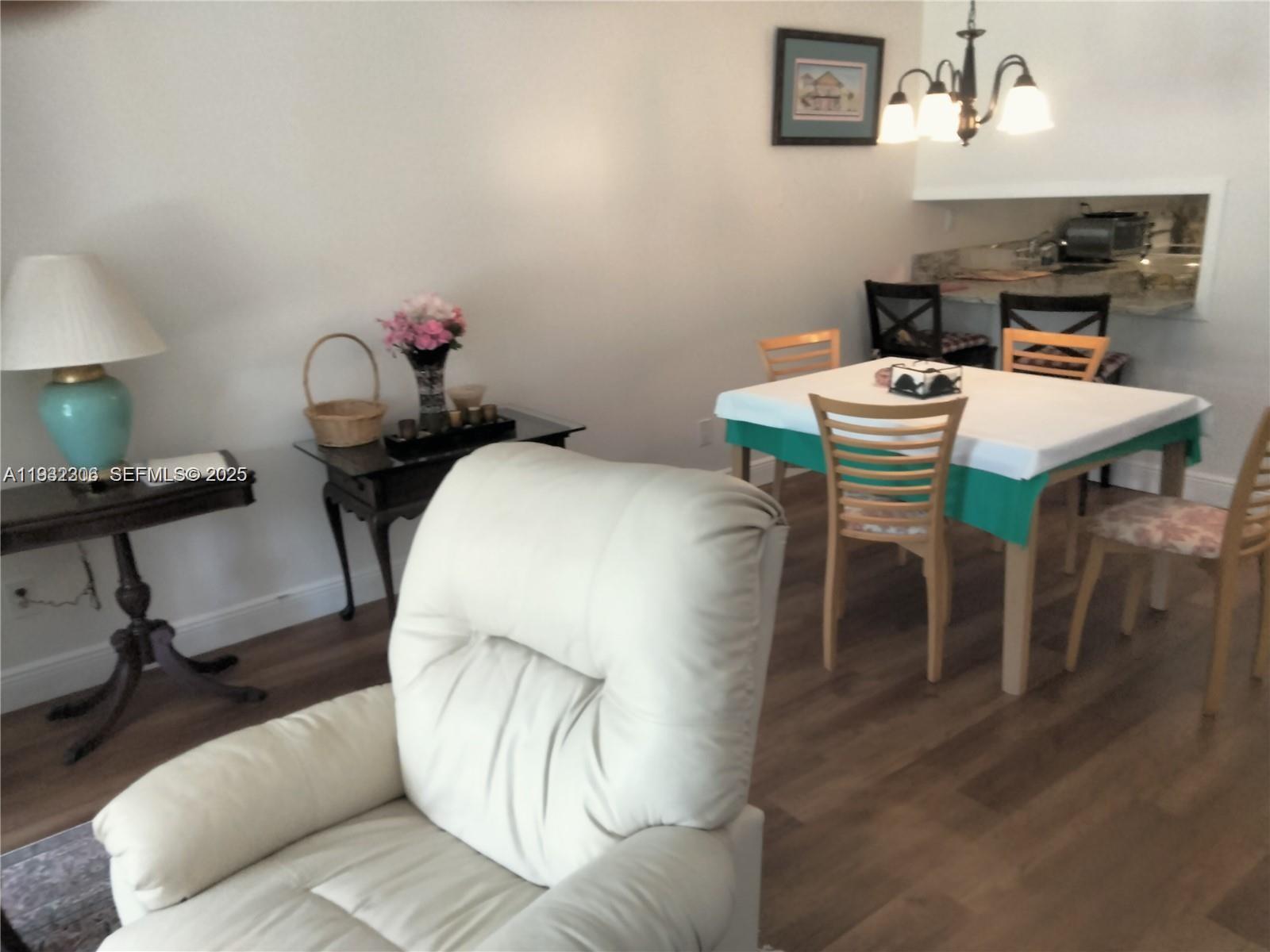 CONDOMINIUM 2 OF ENVIRON - Residential Lease