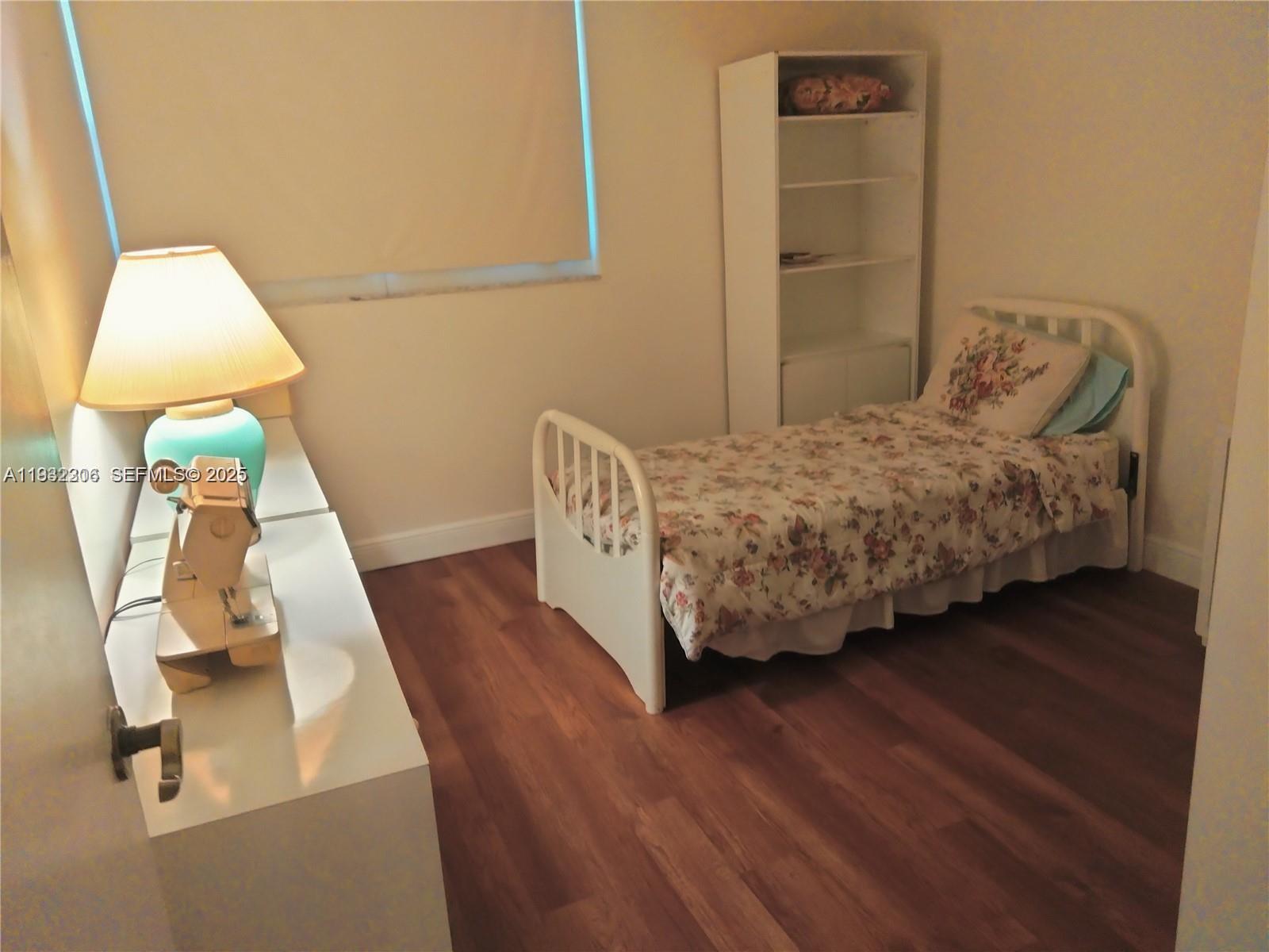 CONDOMINIUM 2 OF ENVIRON - Residential Lease