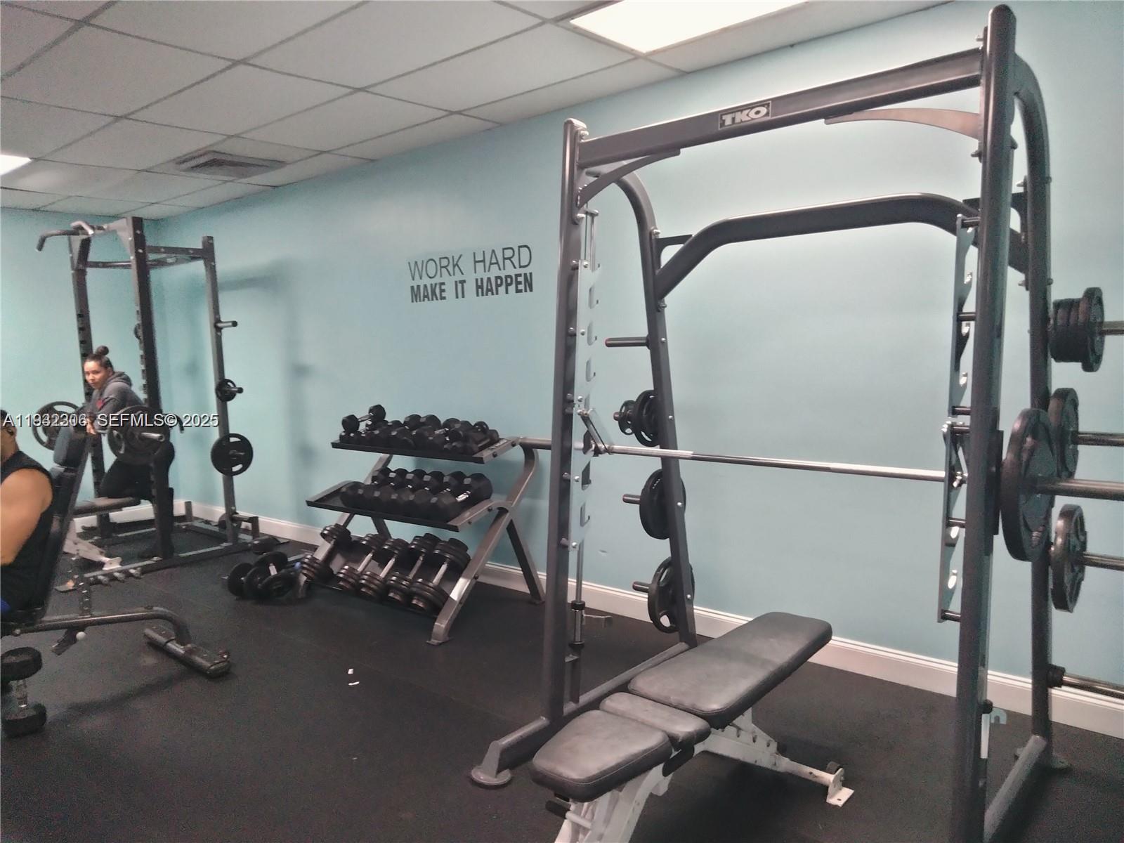 CONDOMINIUM 2 OF ENVIRON - Residential Lease