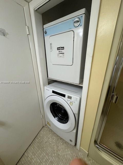 ANCHOR BAY CLUB CONDO - Residential Lease