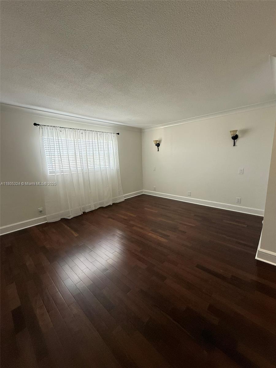 MEADOWBROOK TOWERS CONDO - Residential