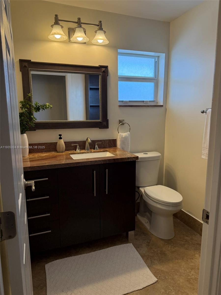 218 NE 12th Ave 503