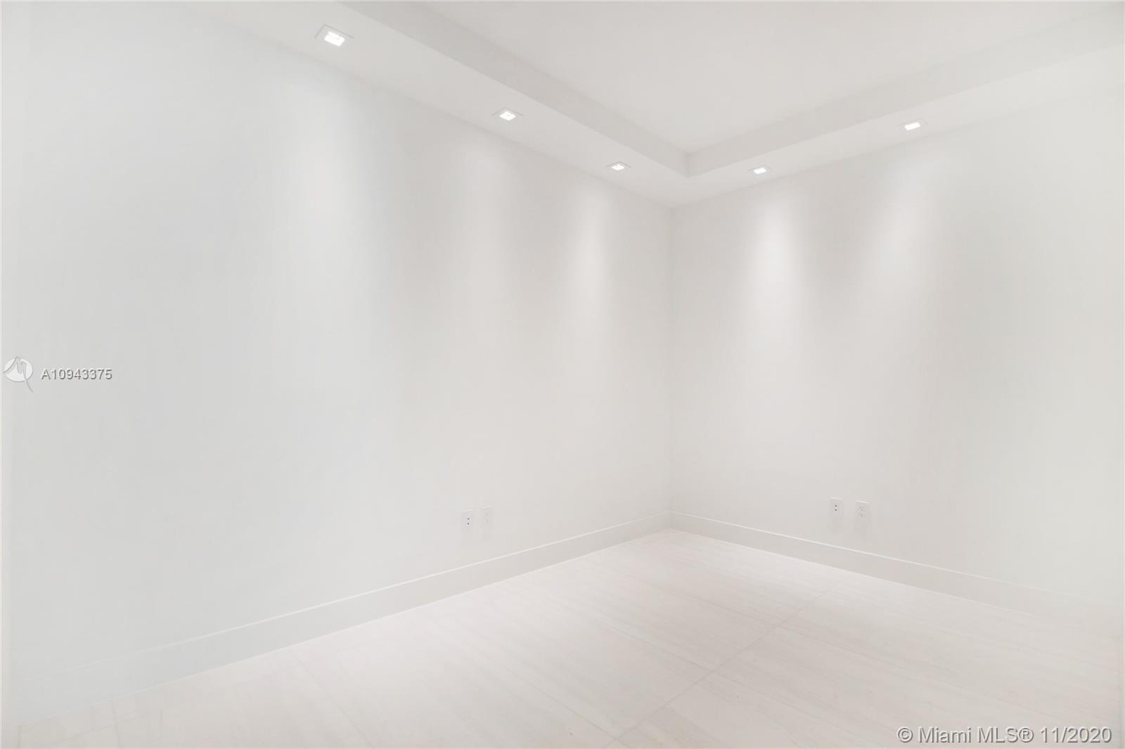 OCEANA BAL HARBOUR CONDO - Residential